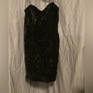 Alex evenings little black dress crushed velvet '